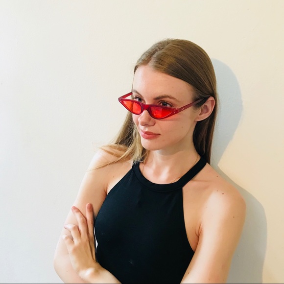 BELLA RETRO STYLE RUBY RED SUNGLASSES UV 400 - Picture 4 of 8